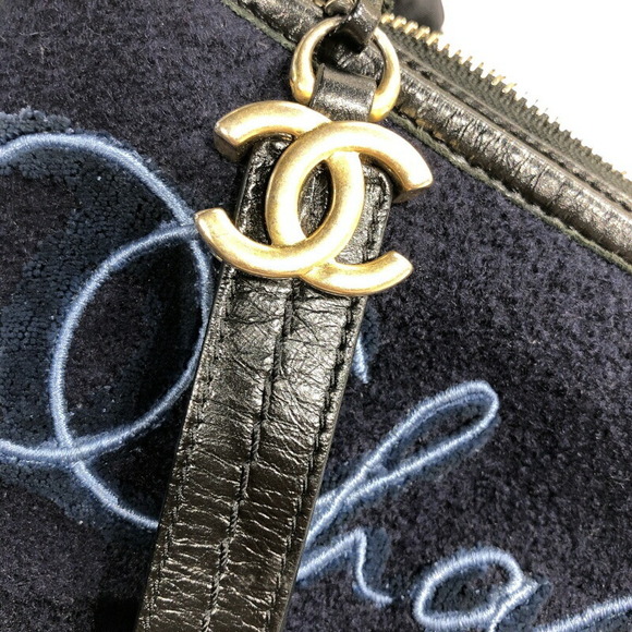 Chanel Gabriel De Small Hobo Bag Calf Navy Blue Black - Picture 13 of 16